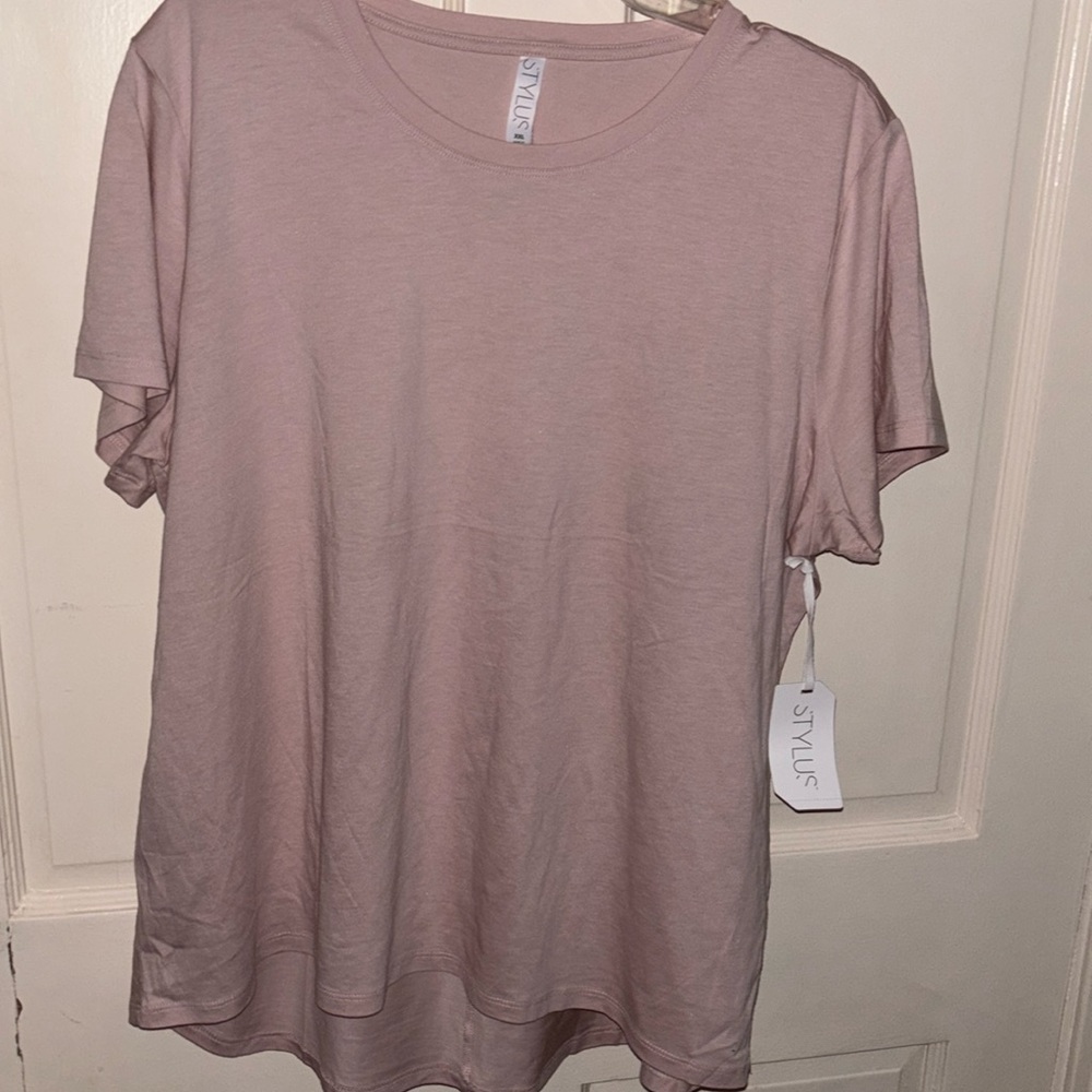 Stylus XXL British Rose women’s t shirt length 28” PTP 24” front length 25”